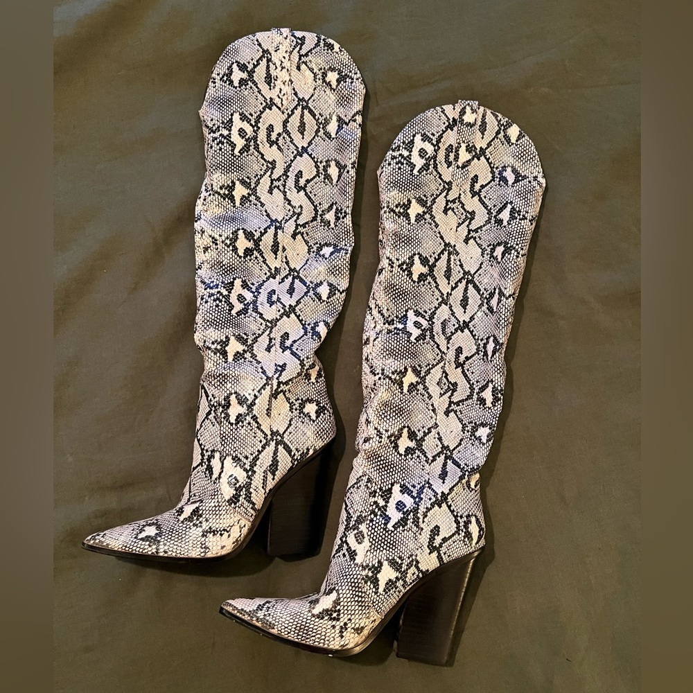 Snakeskin Patterned Knee-High Steve Madden Boots